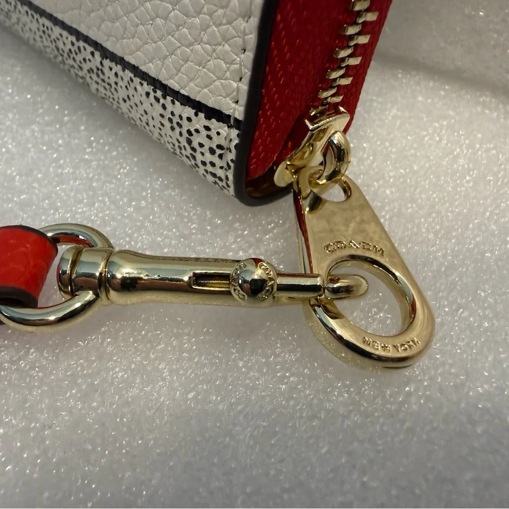 Coach x Disney x Keith Haring UFO Mickey Zip Around Accordion Wallet Wristlet - Picture 3 of 13